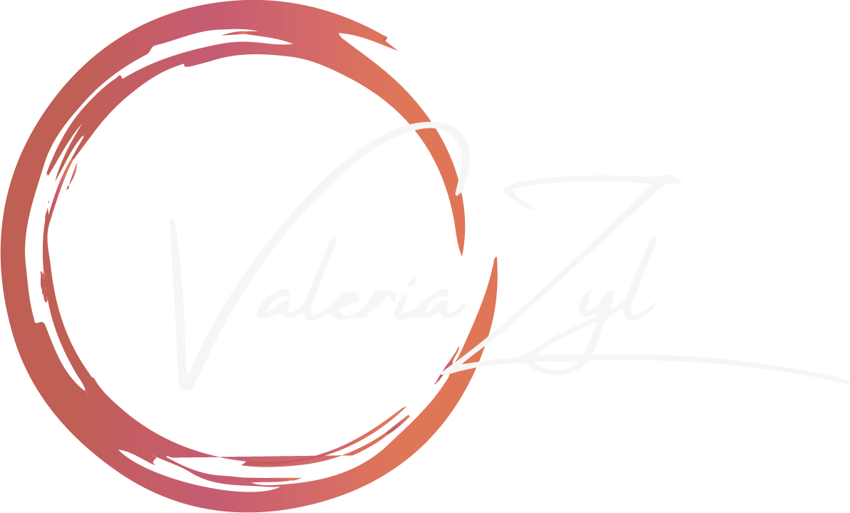 logotipo de valeria zyl